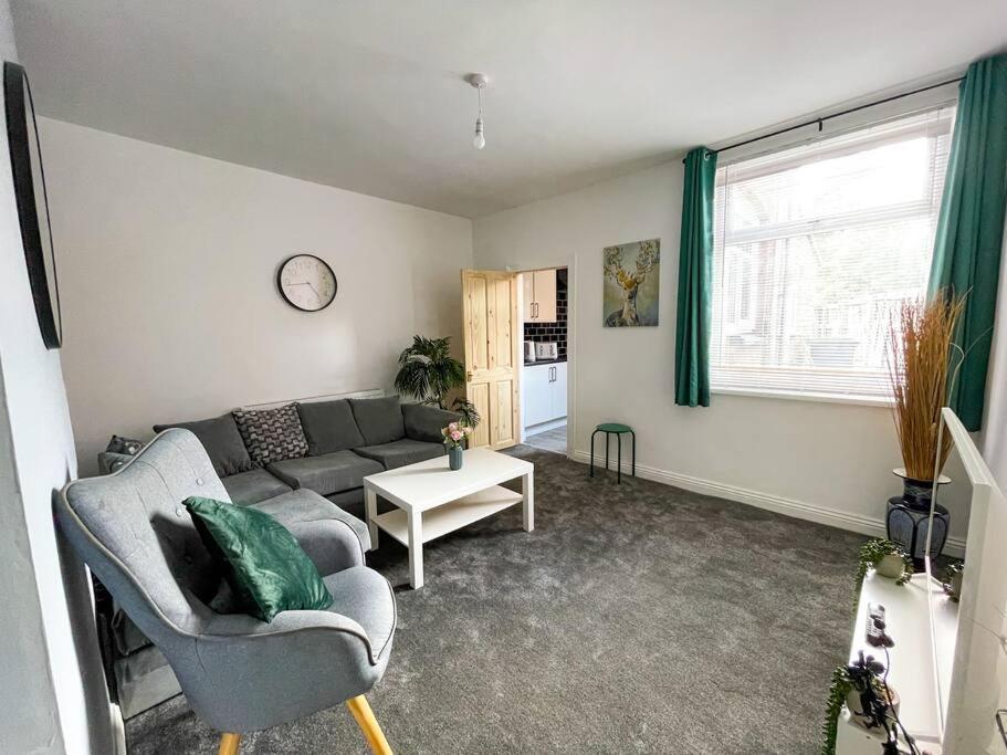 Perfect For Contractors & Families! 7 Beds Free Parking Apartamento Birmingham Exterior foto